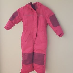 4T Pink Platnium snowsuit - Pet/Smoke free home